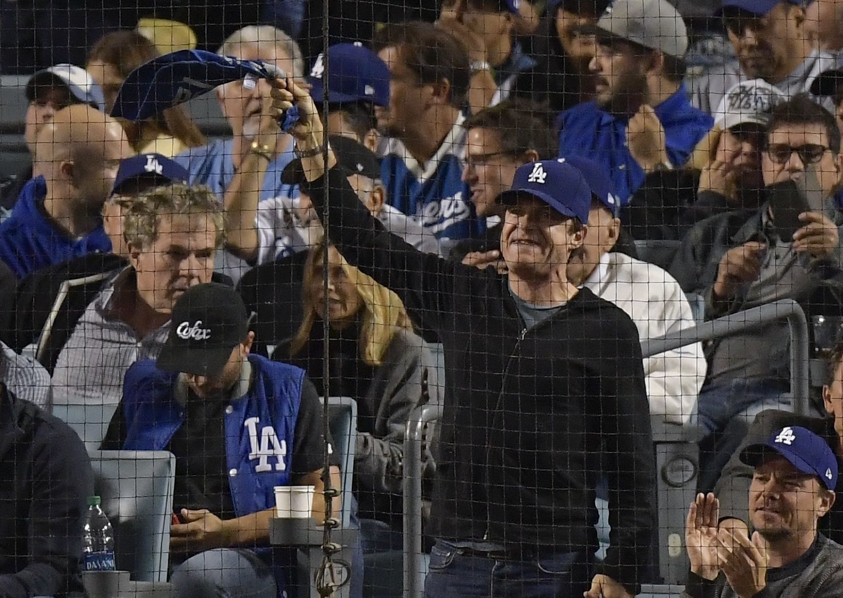 Dodgers 2, Brewers 1